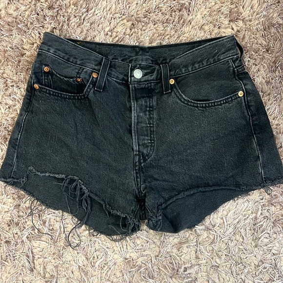 Levi’s 501 denim shorts - Picture 1 of 3